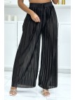 Pantalon palazzo plissé noir satiné