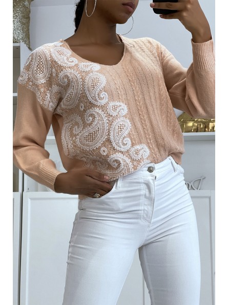 Pull col V rose pastel à motif dentelle blanche - 4