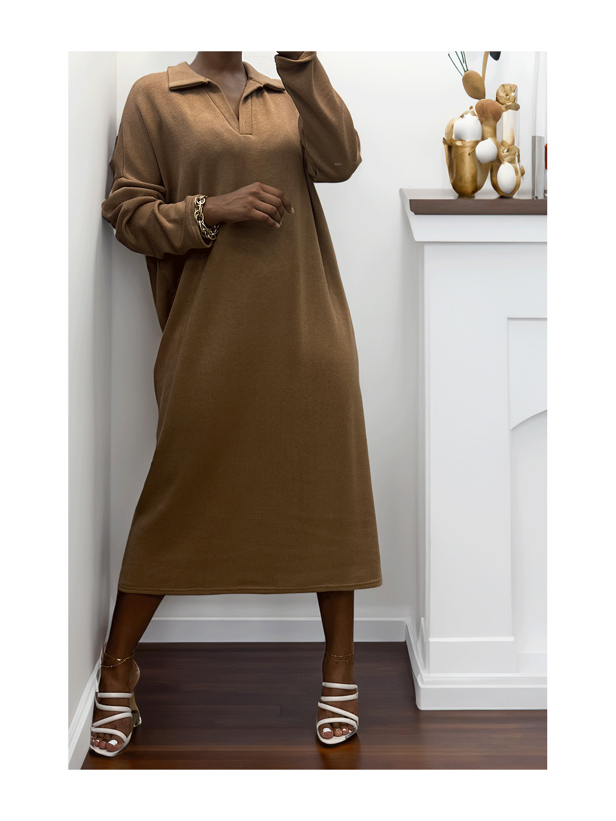 Longue robe épaisse col chemise en camel - 3