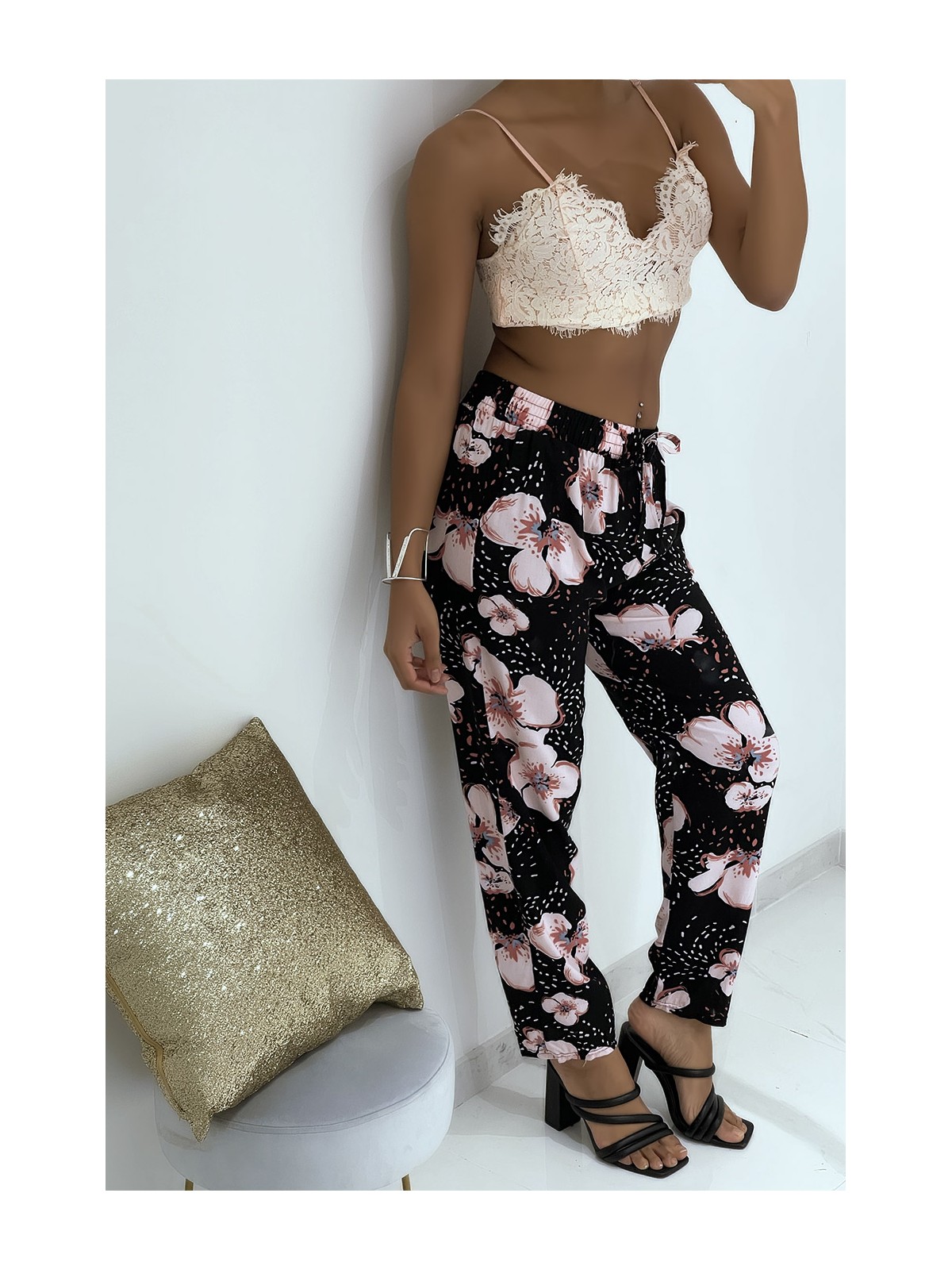 Pantalon fluide rose à motif floral B-60 - 8