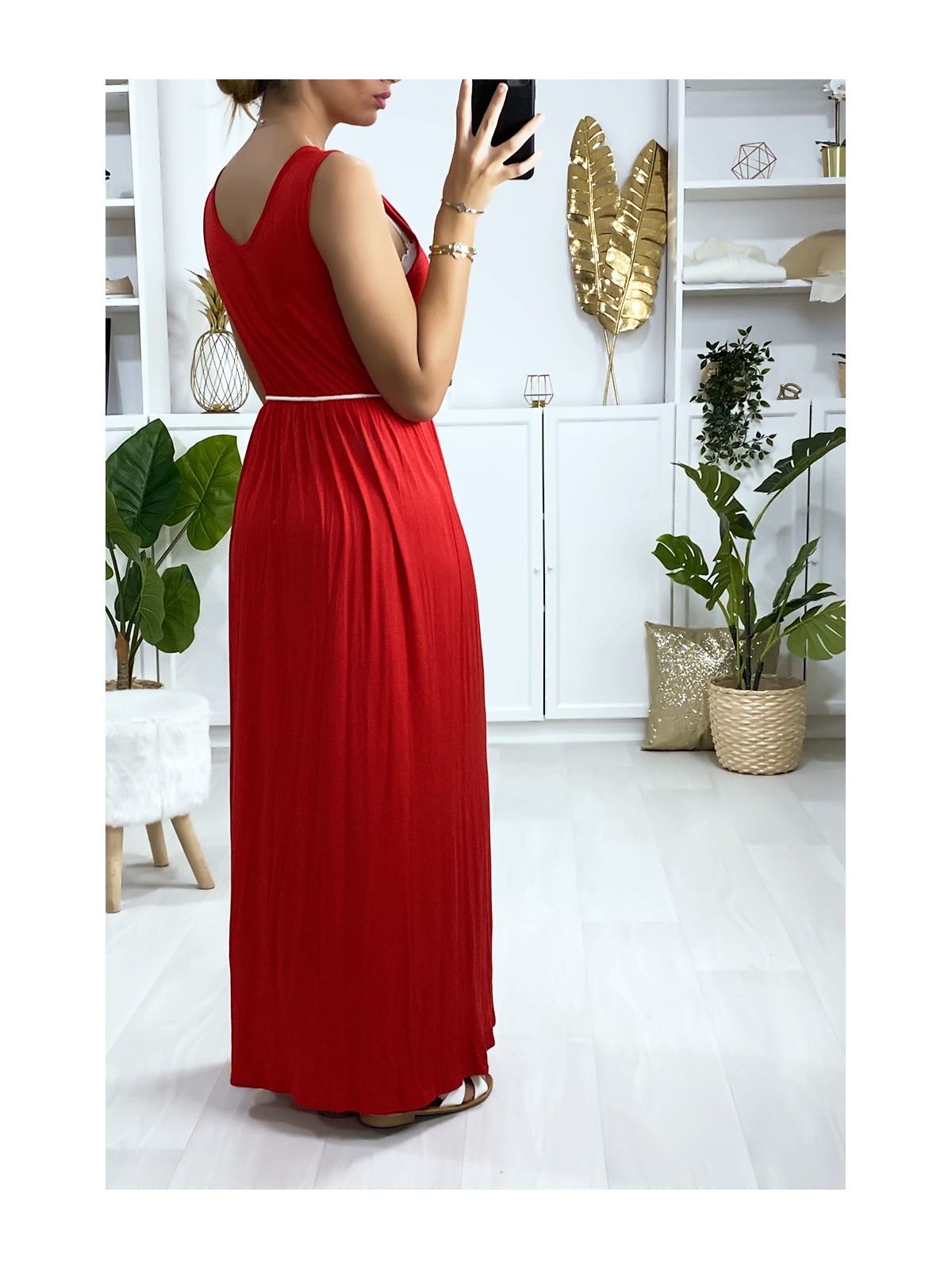 Longue robe croisé en rouge avec ceinture en cordon - 5