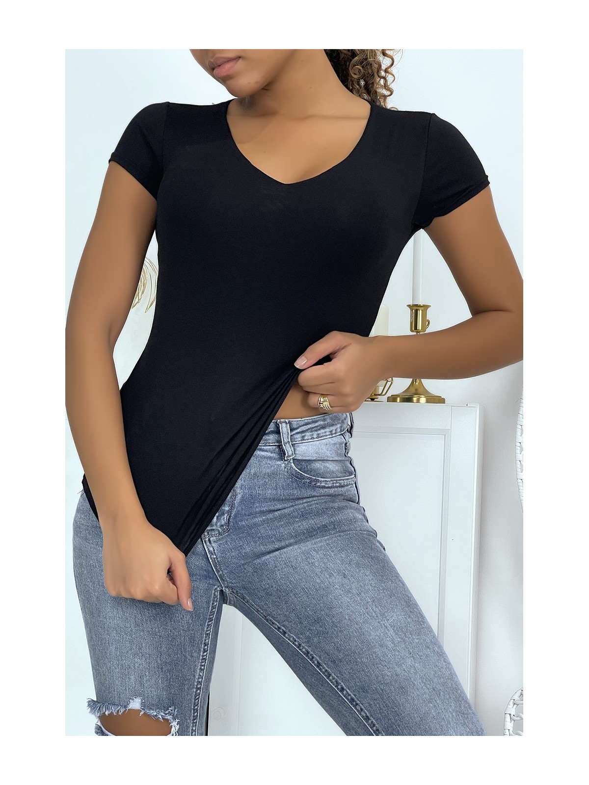 T-shirt noir col v femme - 1