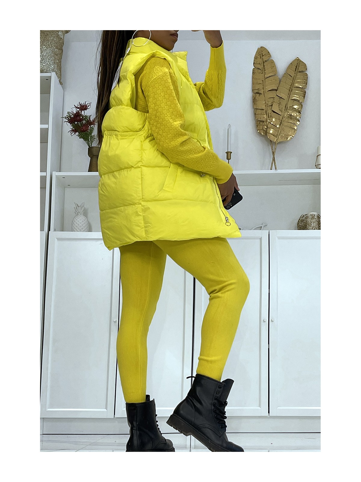 Ensemble d'hiver 3 pièces jaune doudoune et jogging côtelé

Style casual chic et cocooning - 2