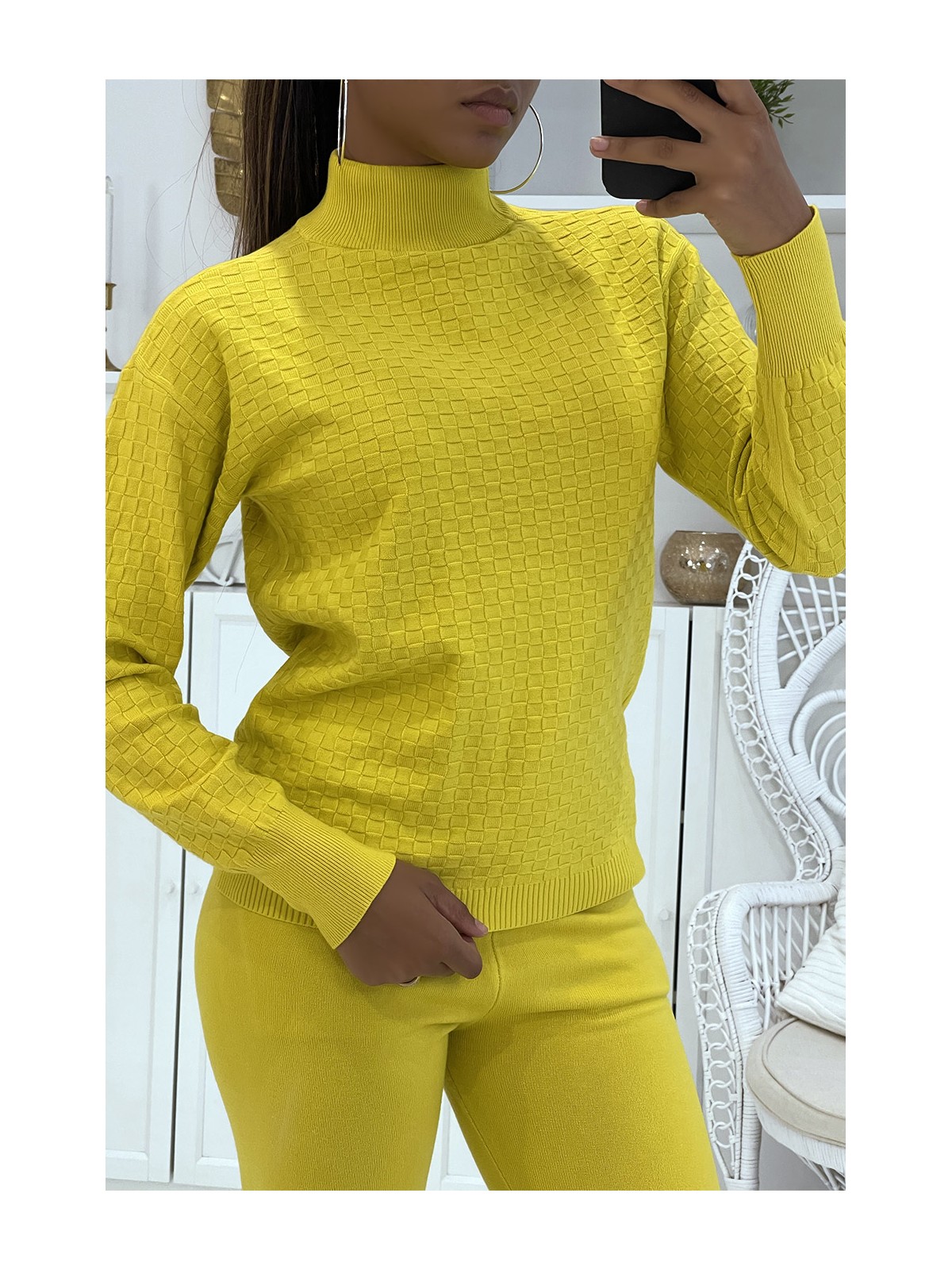 Ensemble d'hiver 3 pièces jaune doudoune et jogging côtelé

Style casual chic et cocooning - 8