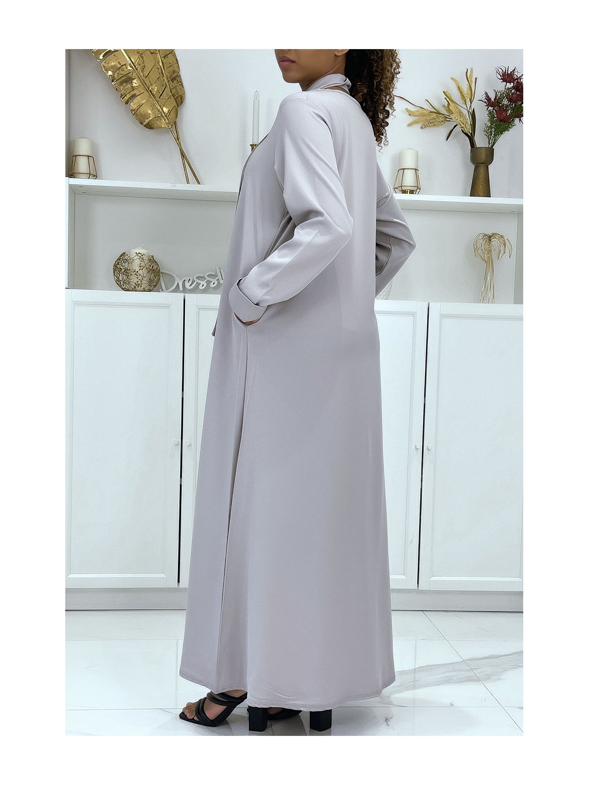 Longue abaya grise avec poches et ceinture - 1